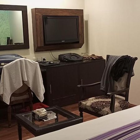 Hira Guest House Karachi Eksteriør bilde