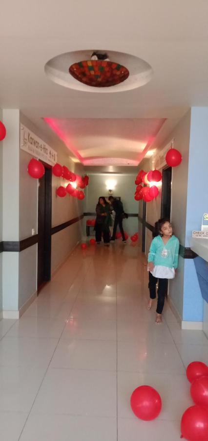 Hira Guest House Karachi Eksteriør bilde