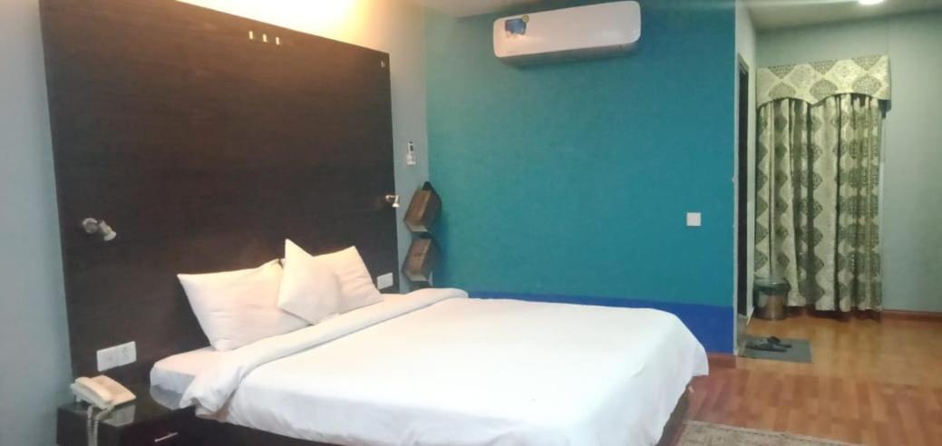 Hira Guest House Karachi Eksteriør bilde