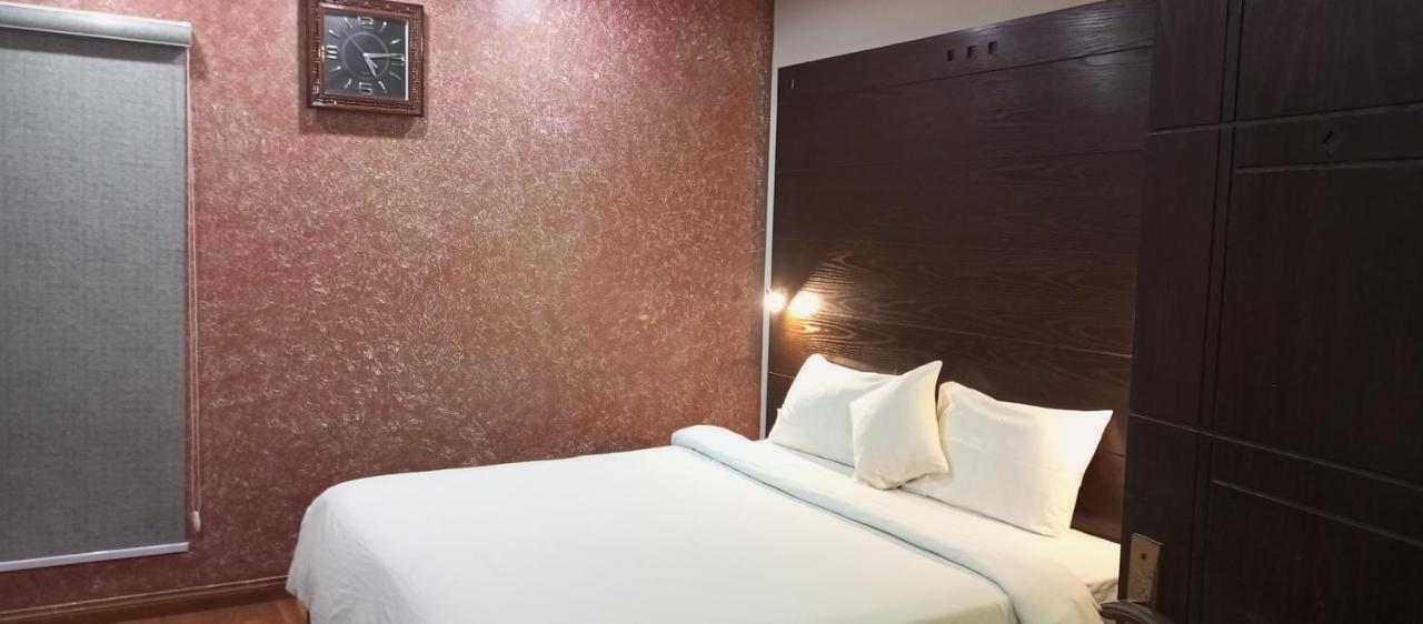 Hira Guest House Karachi Eksteriør bilde