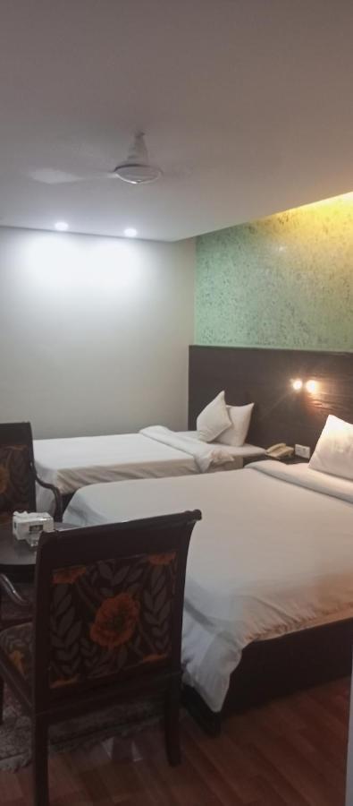 Hira Guest House Karachi Eksteriør bilde